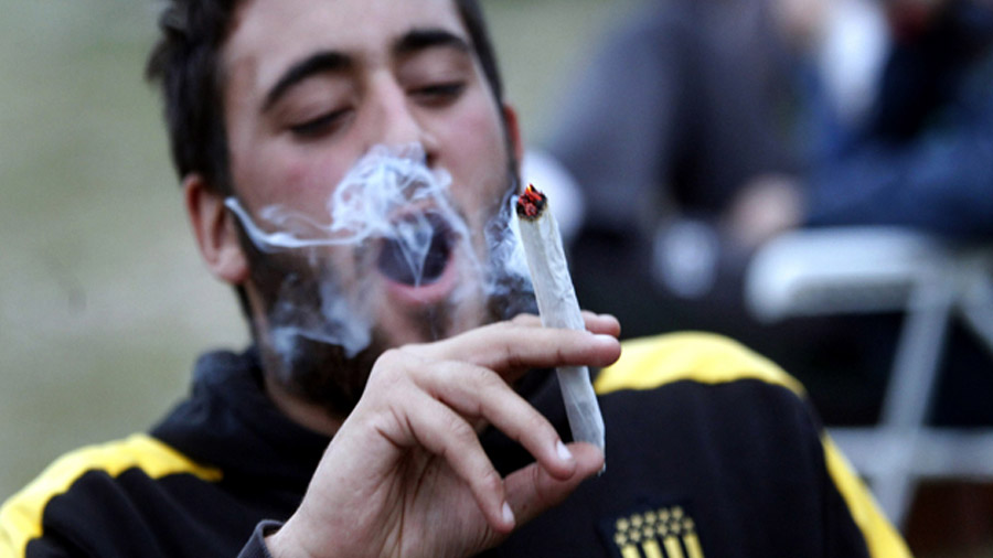 Proibida para turistas: Somente uruguaios podem fumar maconha no país - Smoke Buddies